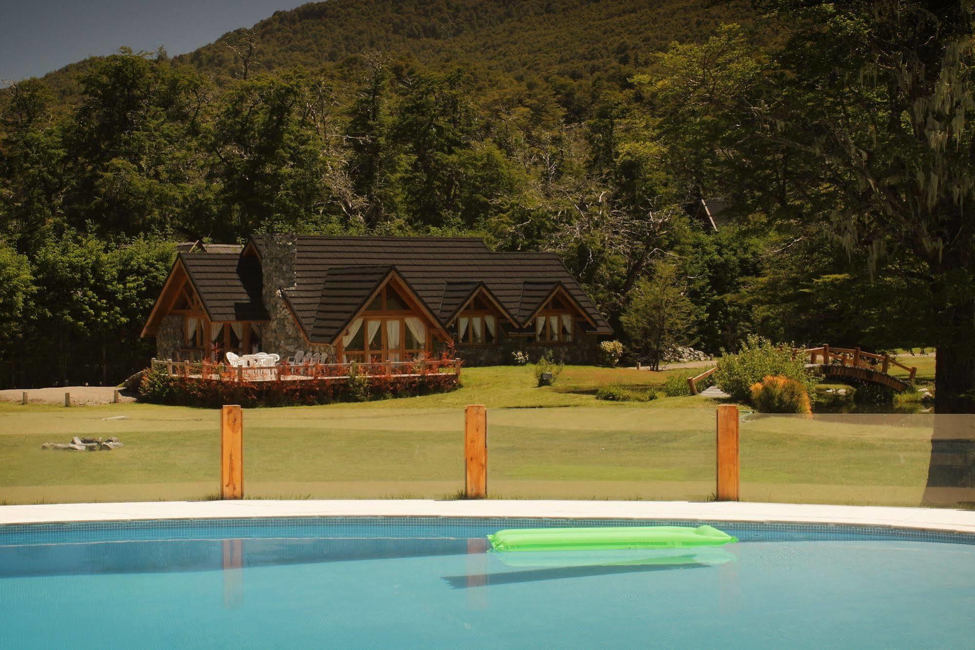 La Estancia Cabanas Villa La Angostura Exterior photo